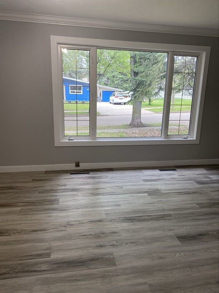 28 Sable Cres - Photo 2 of 7