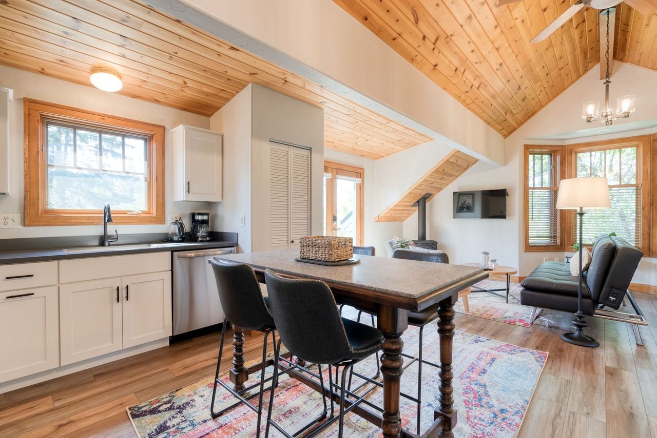 20 Oregon Ave - Photo 5 of 22