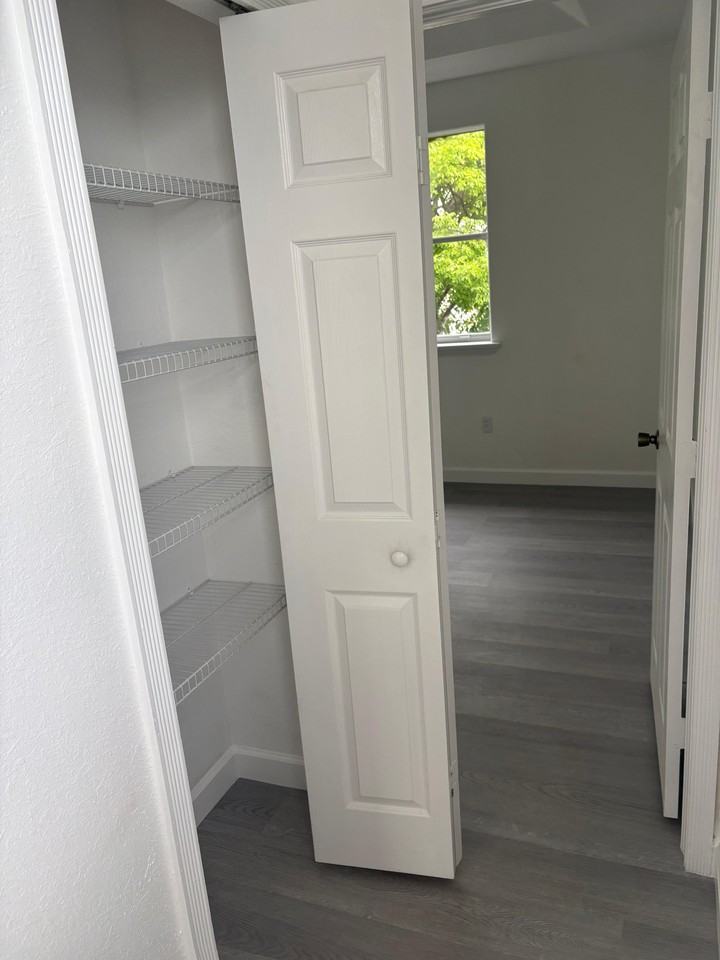 5600 Nw 107th Ave #1412 - Photo 7 of 28