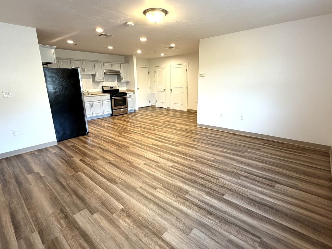 329 East St #304 - Photo 5 of 17