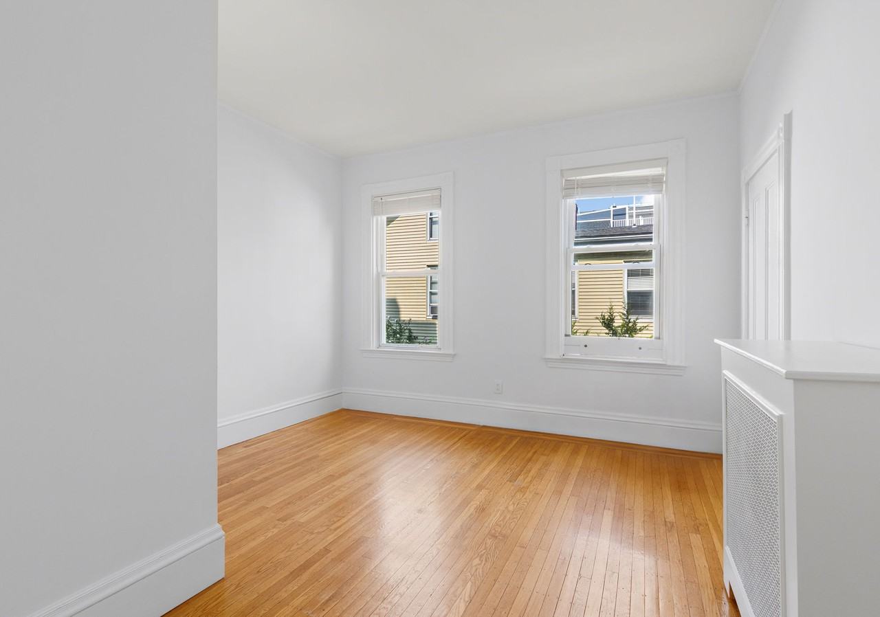 173 Davis Ave #3 - Photo 4 of 25
