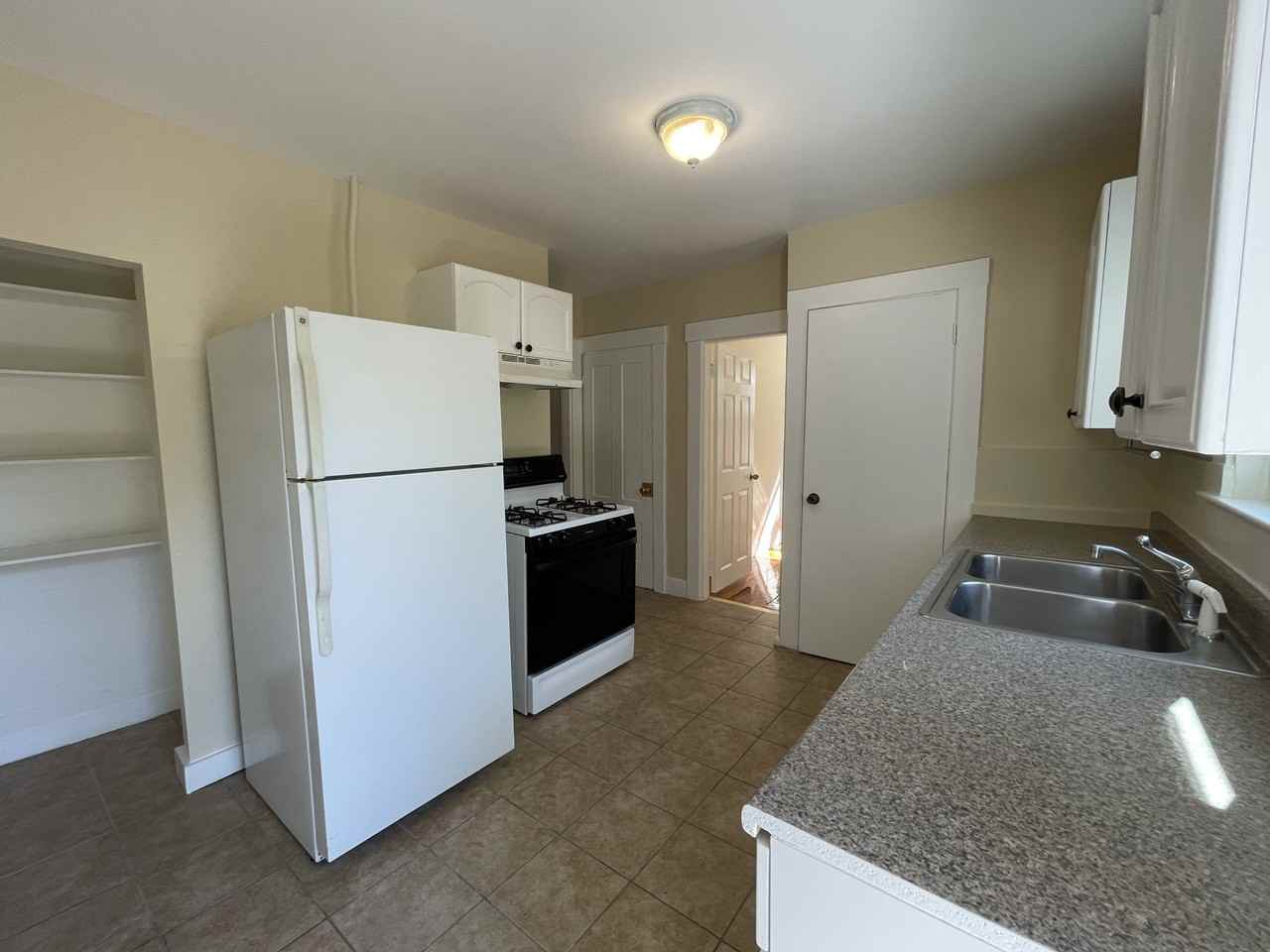 87 Arsenal St #2 - Photo 4 of 11