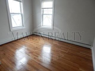 17 Henderson St #1 - Photo 2 of 6