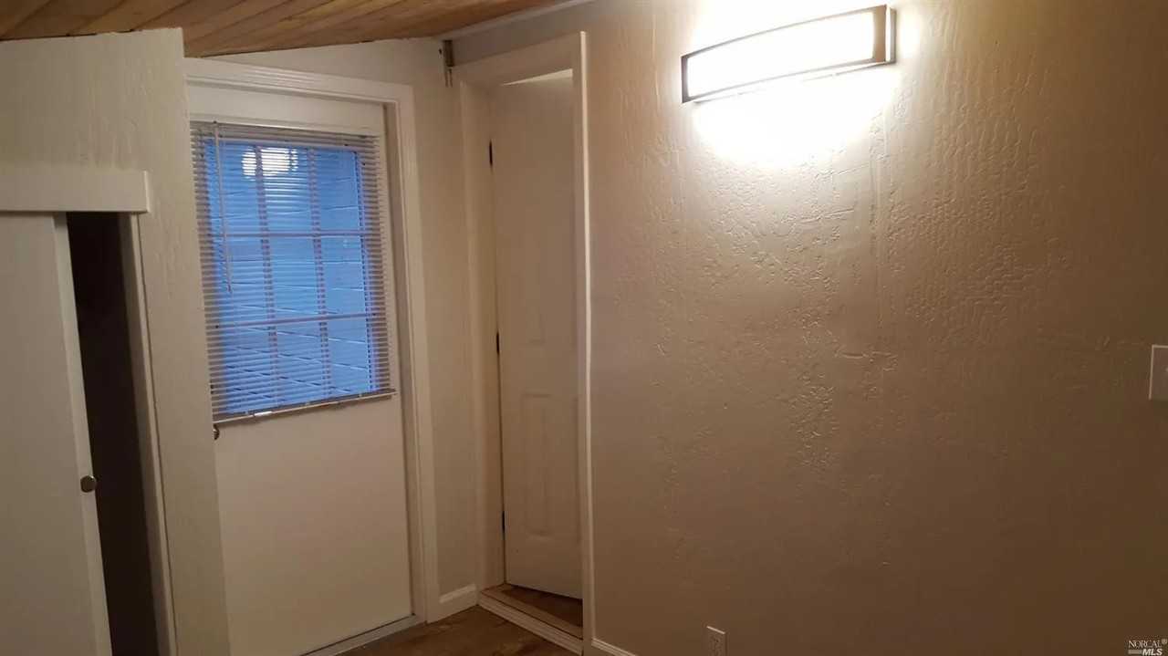 746A Dexter St #NA - Photo 5 of 17