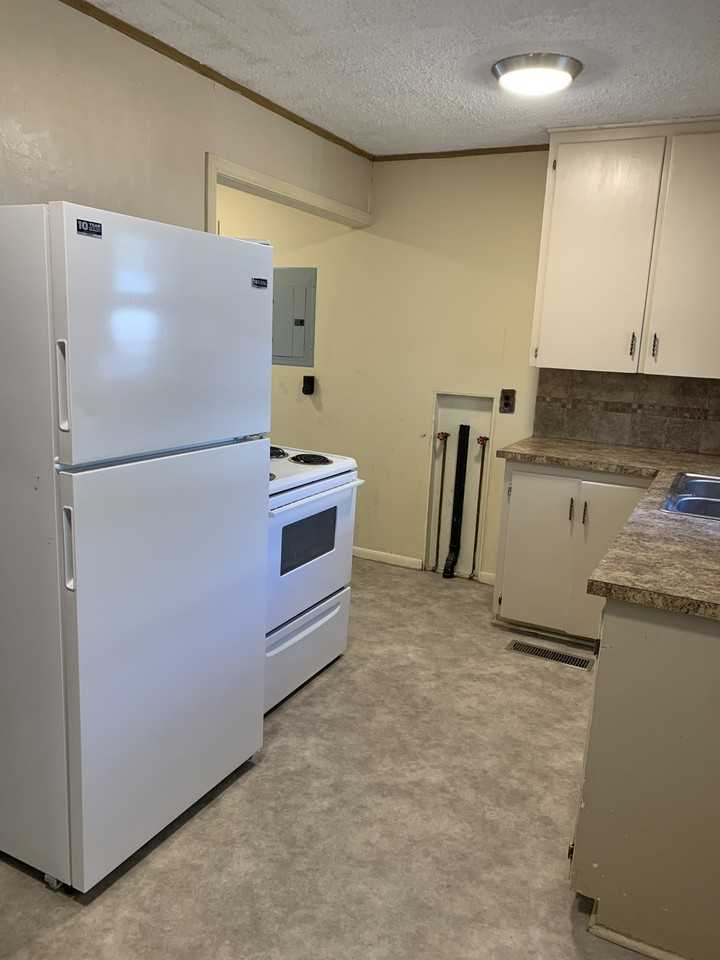 1136 Shelden St #NA - Photo 5 of 18