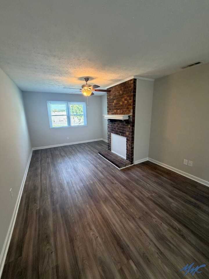 1246 Hamilton Dr - Photo 7 of 15