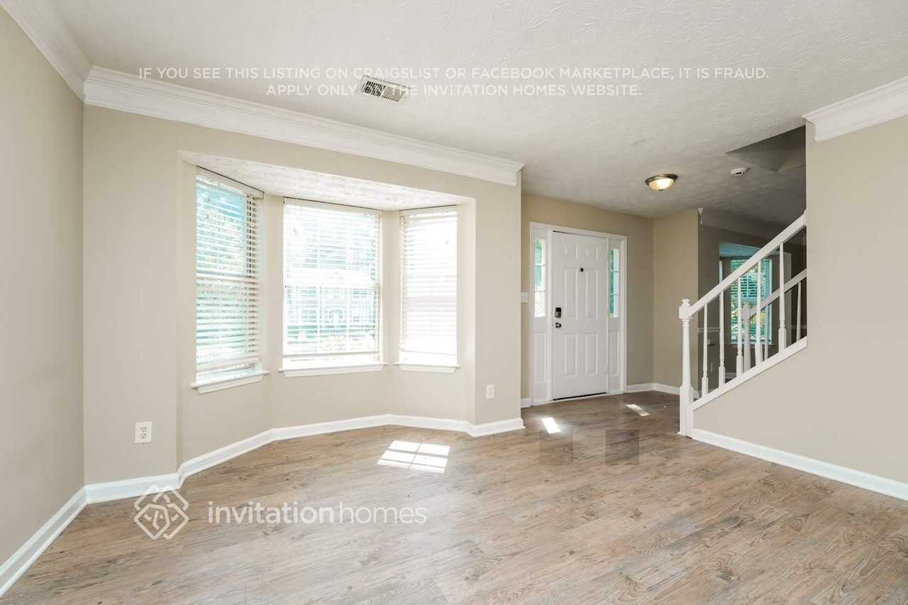 1059 Shadow Lake Dr - Photo 6 of 19