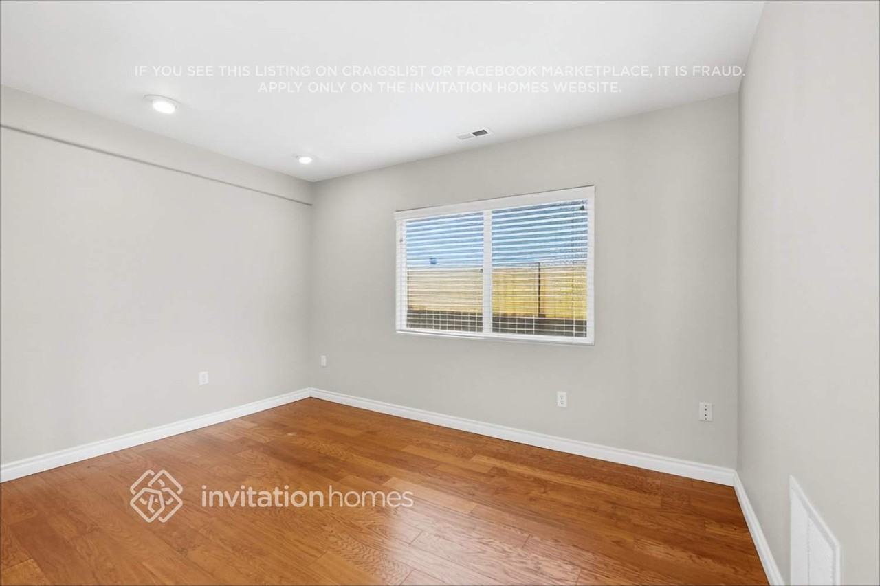 12227 47th Ave S - Photo 7 of 20