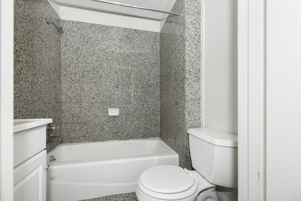 735 Taylor - Photo 7 of 17