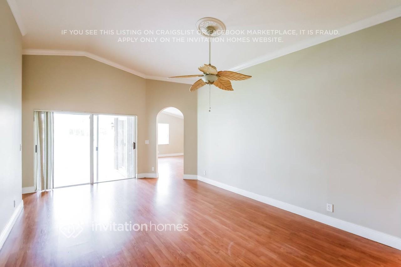 13081 Sw 54th Ct - Photo 3 of 17