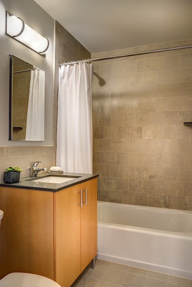 Sutton Plaza Apartments - Photo 5 of 20