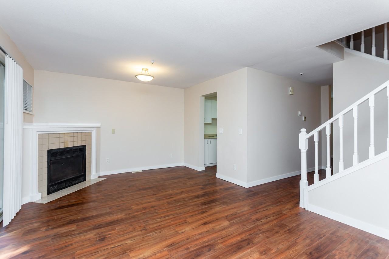 Chelsea Court Townhomes - Photo 5 of 12