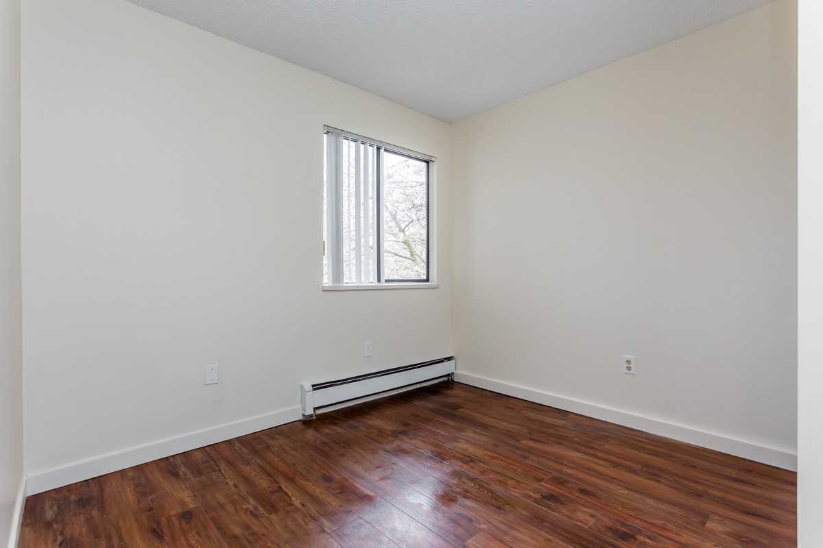 Penderville Apartments - Photo 6 of 12
