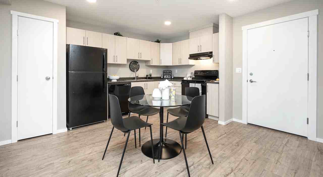 Highland Views Apartments - Photo 6 of 19