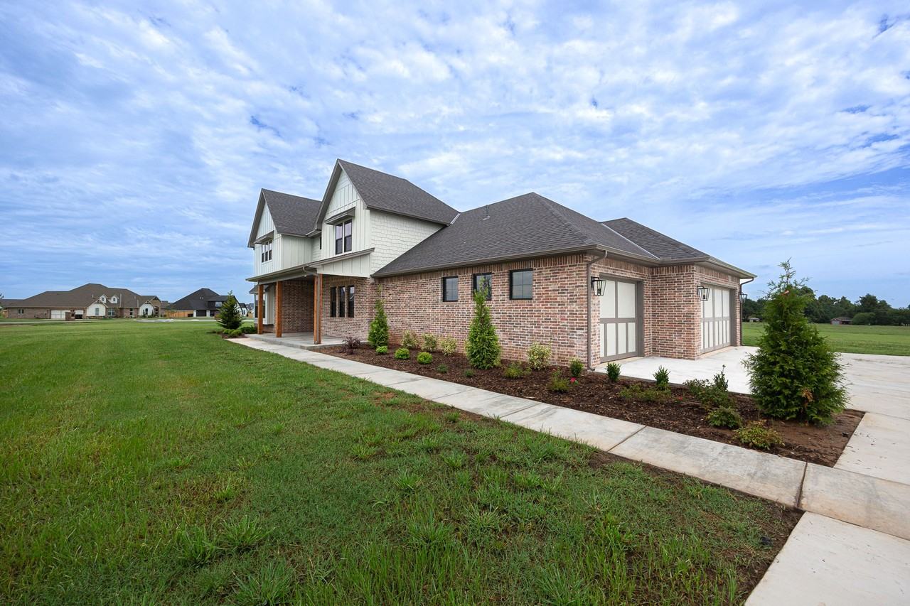 2920 Edgefield Ln #1 - Photo 6 of 50