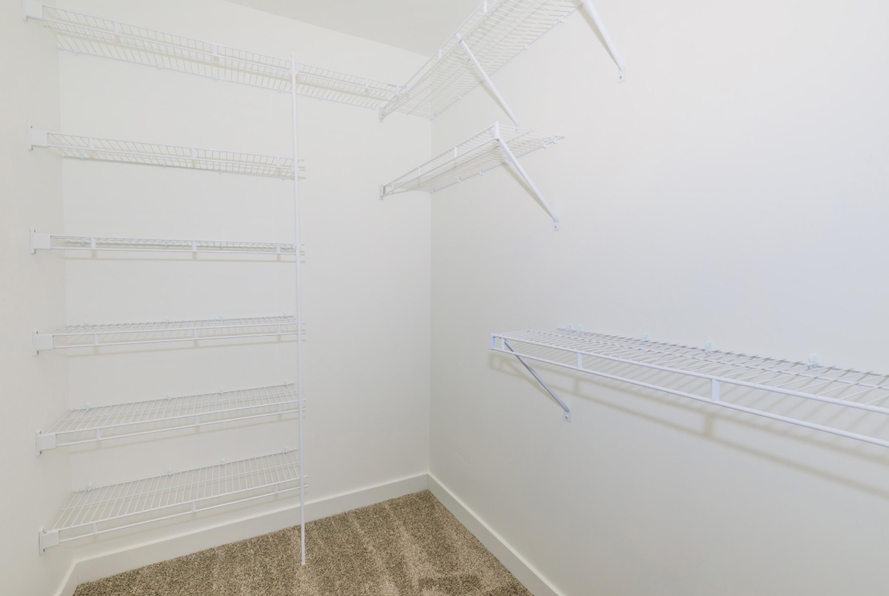 Crescent Townhomes - Photo 7 of 30