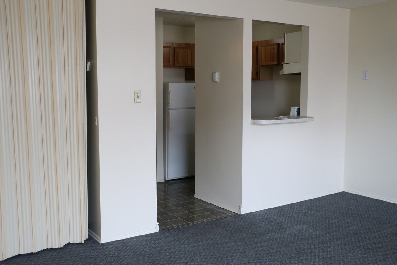 10301 107 Ave - Photo 4 of 11