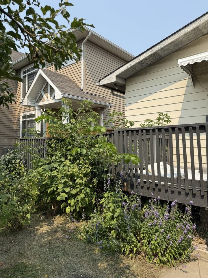 7226 Ogden Rd Se - Photo 2 of 23