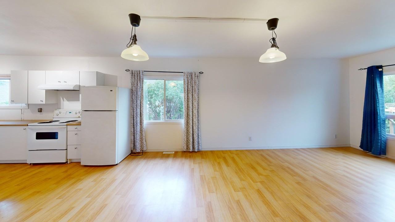7226 Ogden Rd Se - Photo 6 of 23