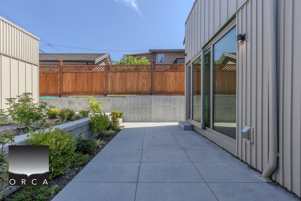 2915 5th Ave E Unit 2 - Photo 5 of 23
