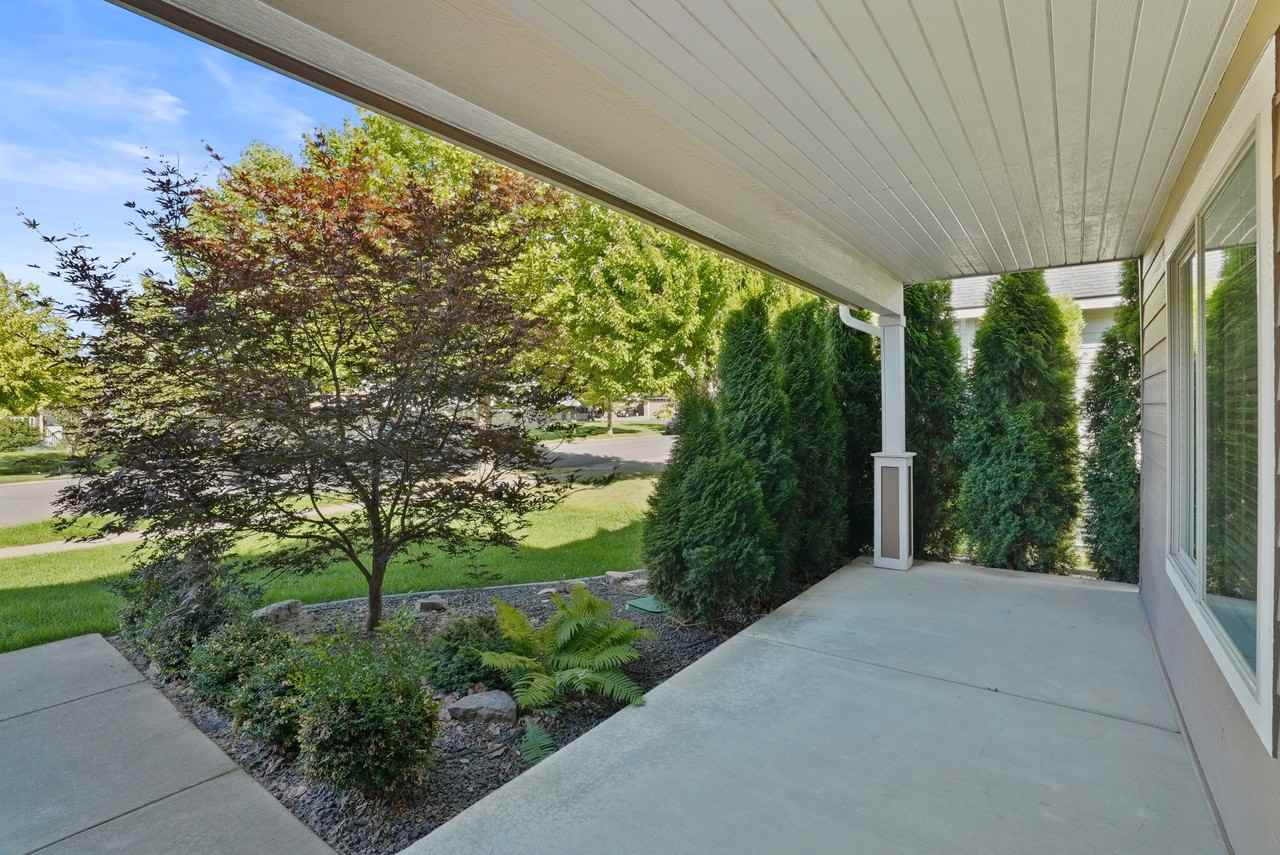 1952 W Yaquina Dr #1 - Photo 3 of 36