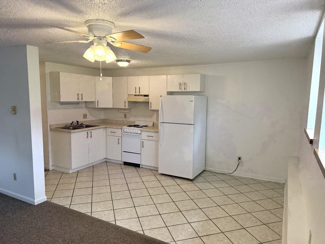 Jackson Apartments - Photo 7 of 18