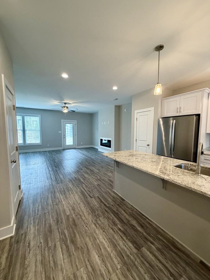 52 Cuddington Ln #1 - Photo 4 of 40