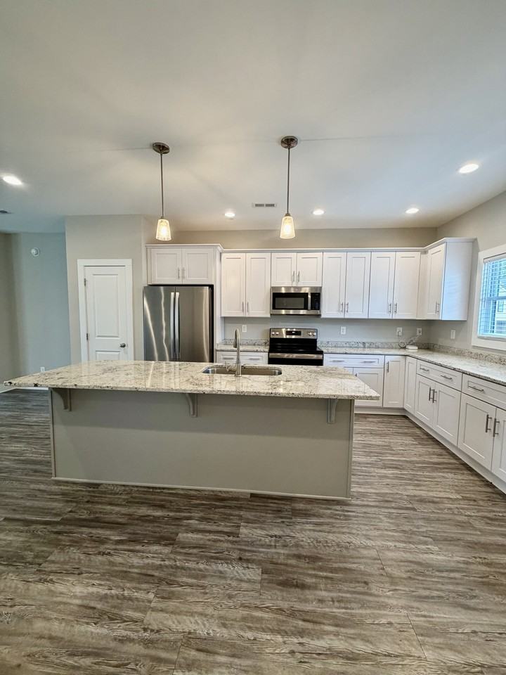 52 Cuddington Ln #1 - Photo 5 of 40