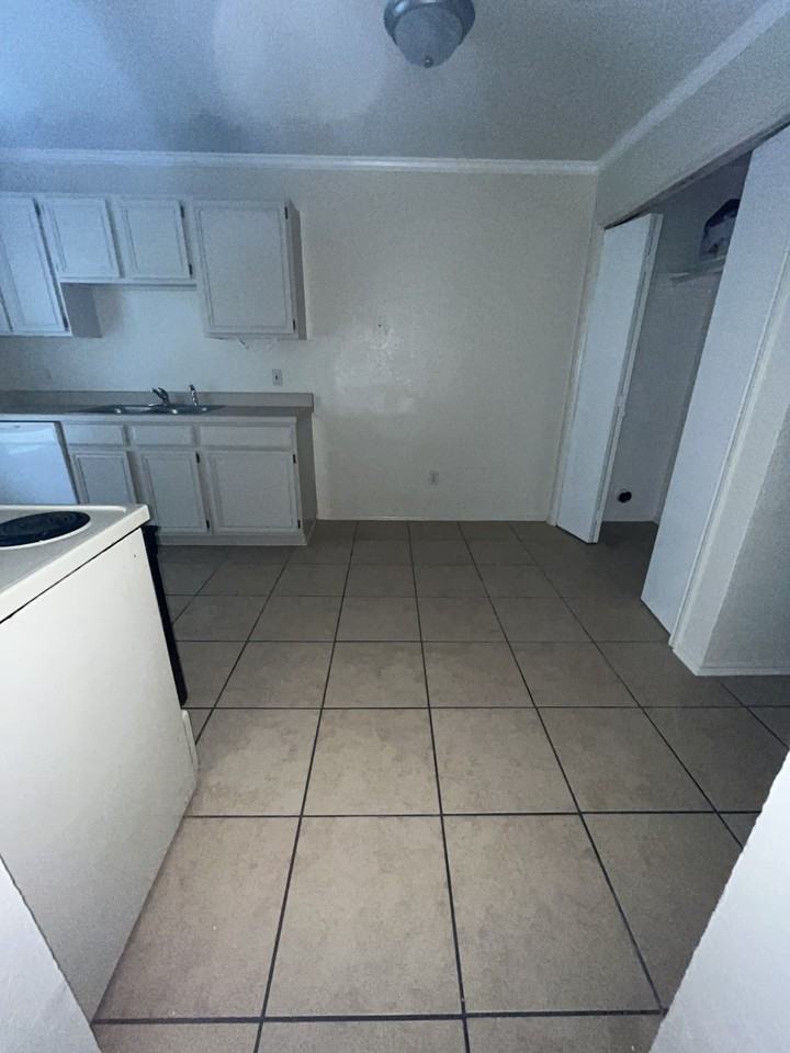 1604 Benttree Dr #A - Photo 2 of 15