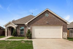 featured image of 1617 Meadowlark Ln