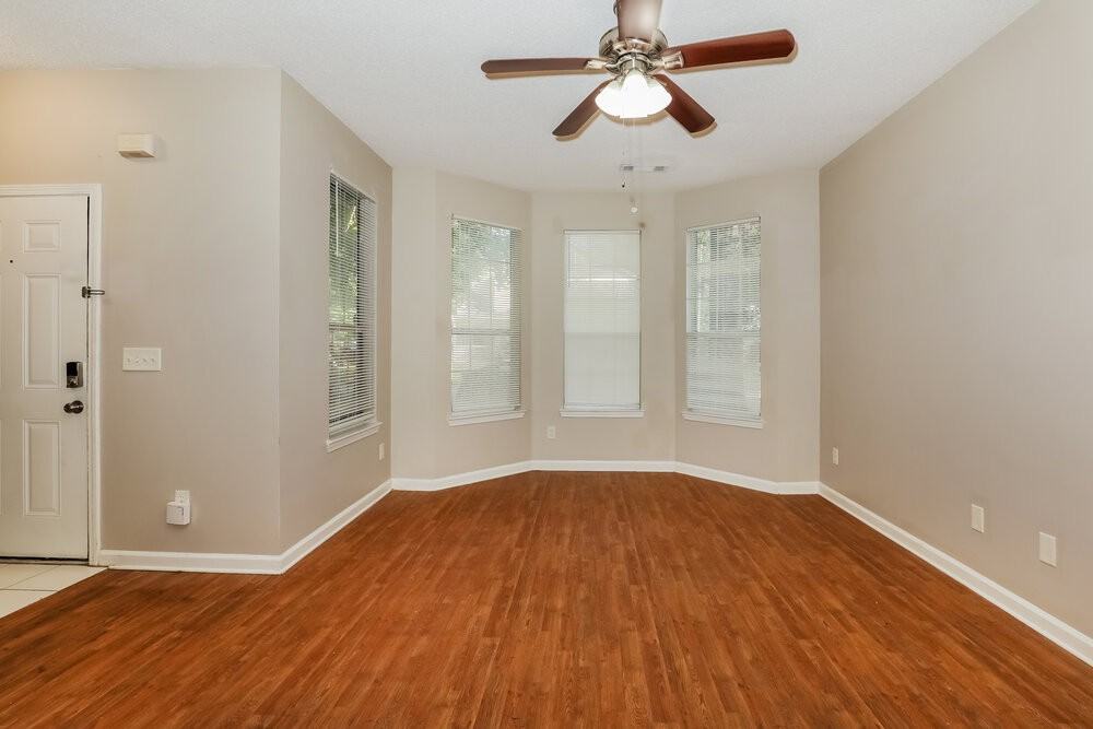 2497 Brianna Dr - Photo 5 of 17