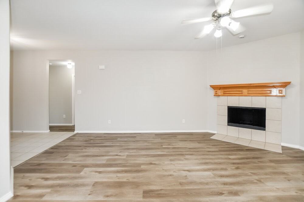 705 Orchid Blvd - Photo 4 of 16