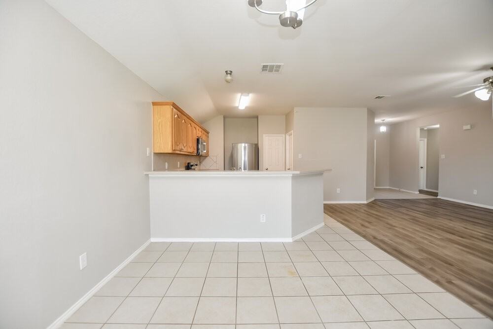 705 Orchid Blvd - Photo 7 of 16