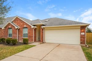 featured image of 7811 Iris Glen Ln