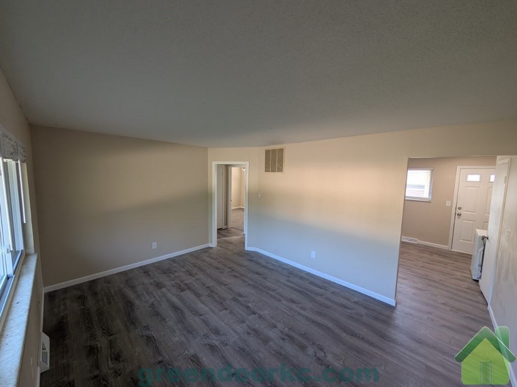 501 S Scott Ave #A - Photo 3 of 10