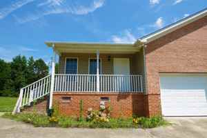 featured image of 129 River Oaks Cir #1