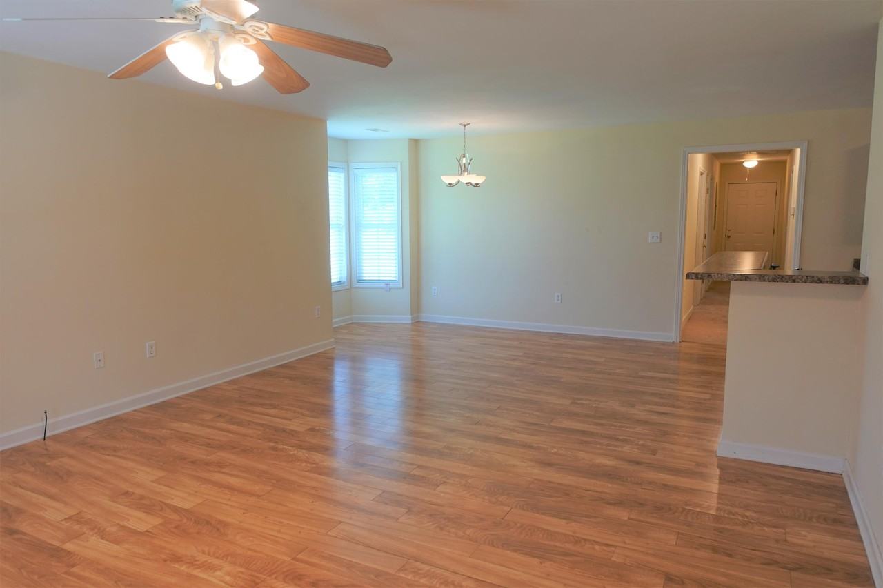 129 River Oaks Cir #1 - Photo 4 of 22