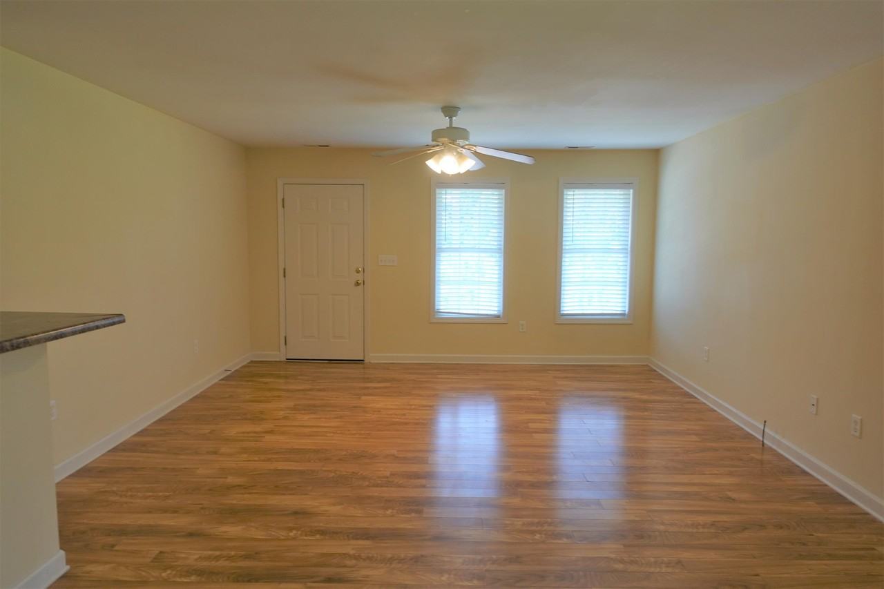 129 River Oaks Cir #1 - Photo 5 of 22