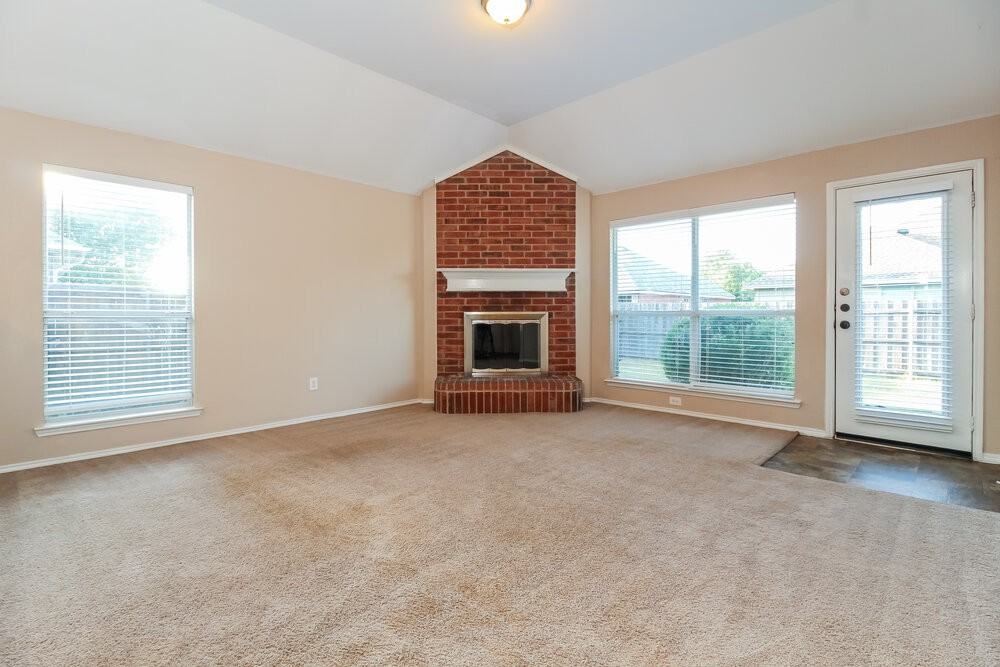 310 Ohara - Photo 4 of 16