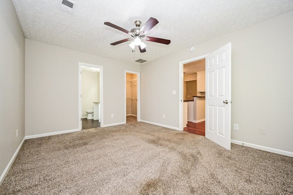 434 Fairhaven Ct - Photo 7 of 16