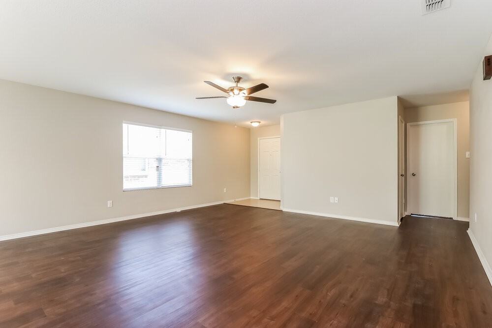 3132 Middleview Rd - Photo 2 of 14