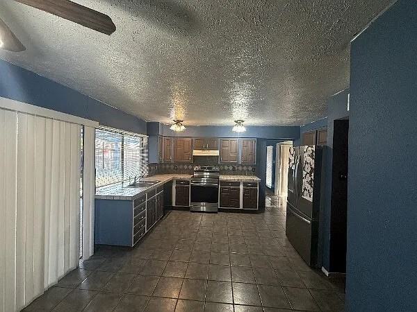 10209 Black Hickory Rd - Photo 2 of 12