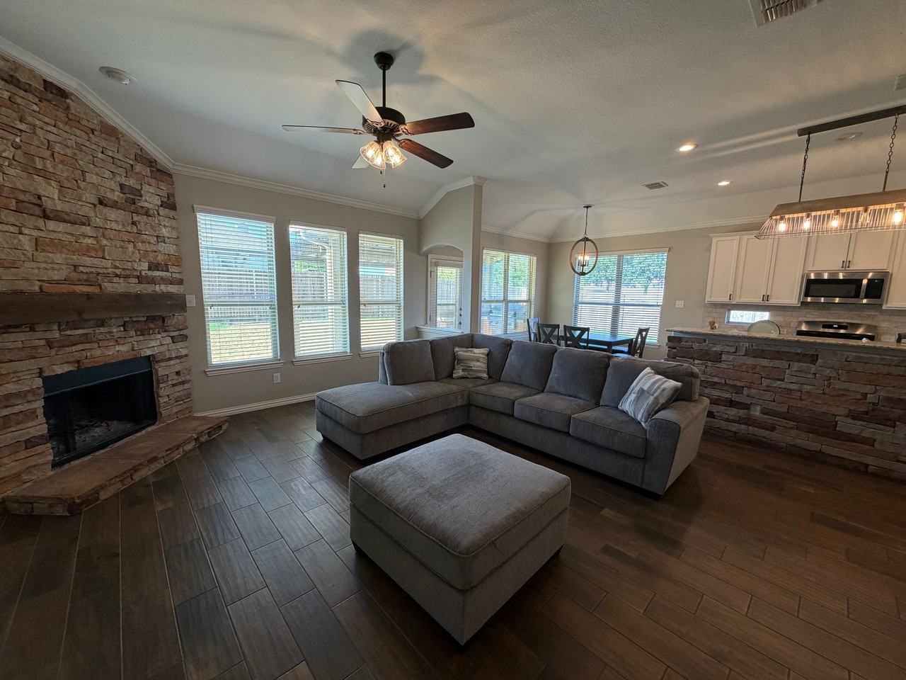 1337 Zanna Grace Way - Photo 2 of 37