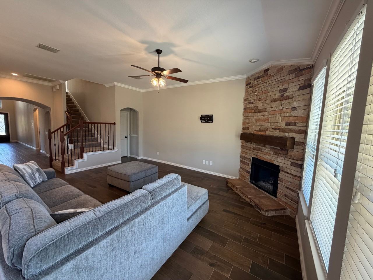 1337 Zanna Grace Way - Photo 4 of 37