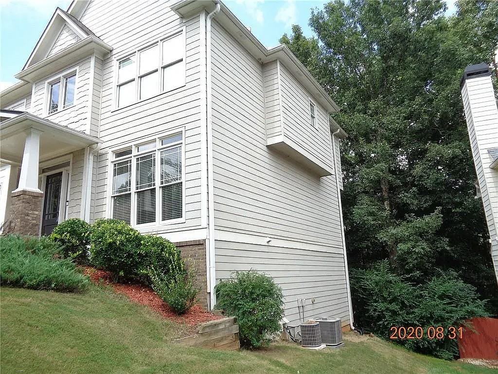 3785 Creekview Ridge Dr - Photo 2 of 19