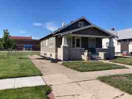 featured image of 314 W 5th St #1