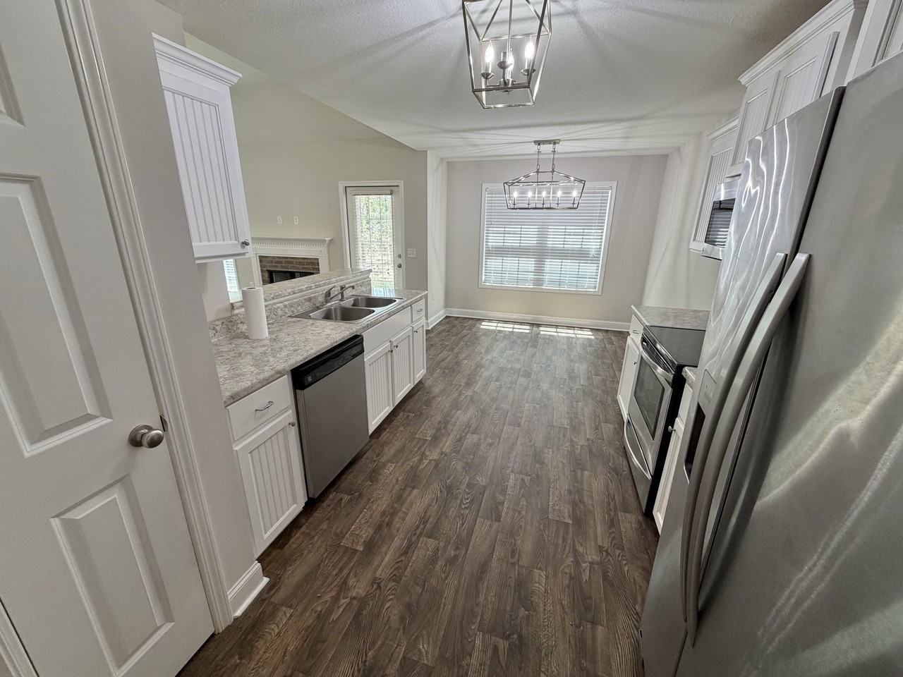 217 Stillwater Dr #1 - Photo 5 of 19