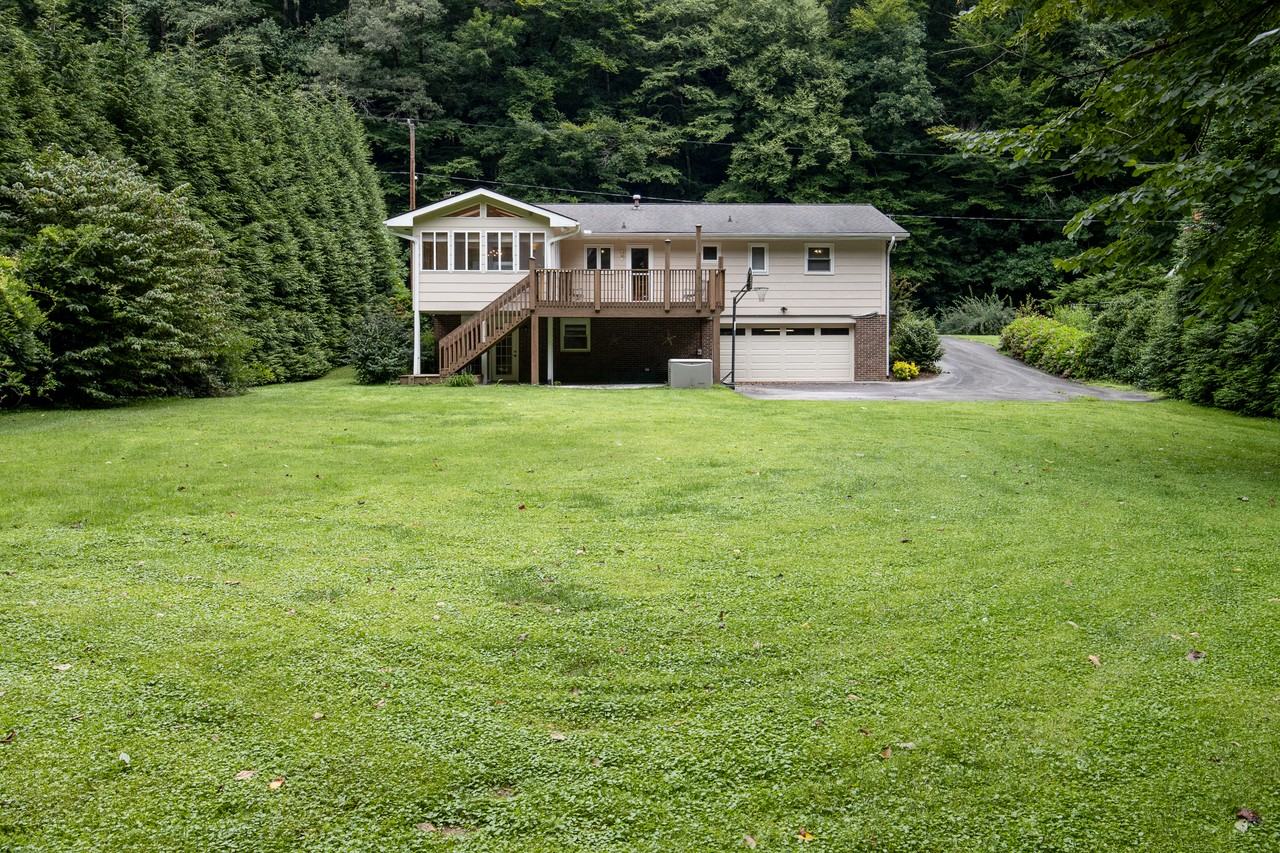 493 Kings Creek Rd #1 - Photo 3 of 26