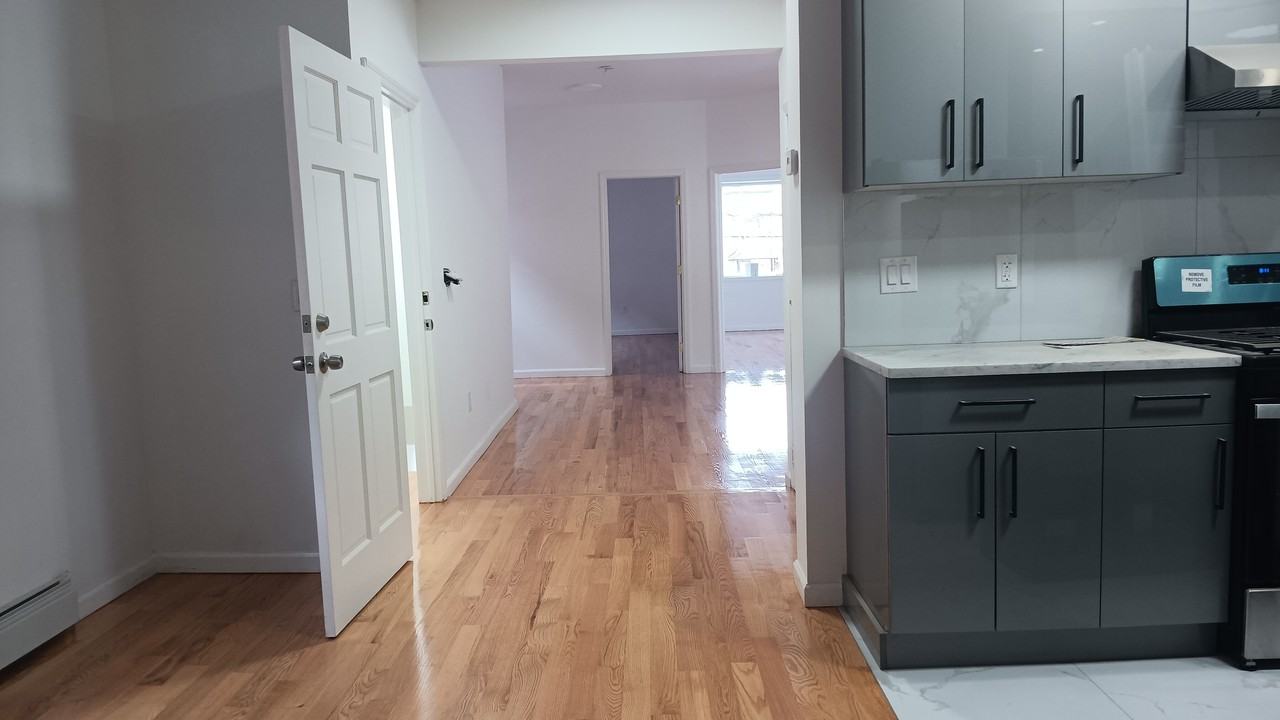 East 21st Street #1f - Photo 3 of 18