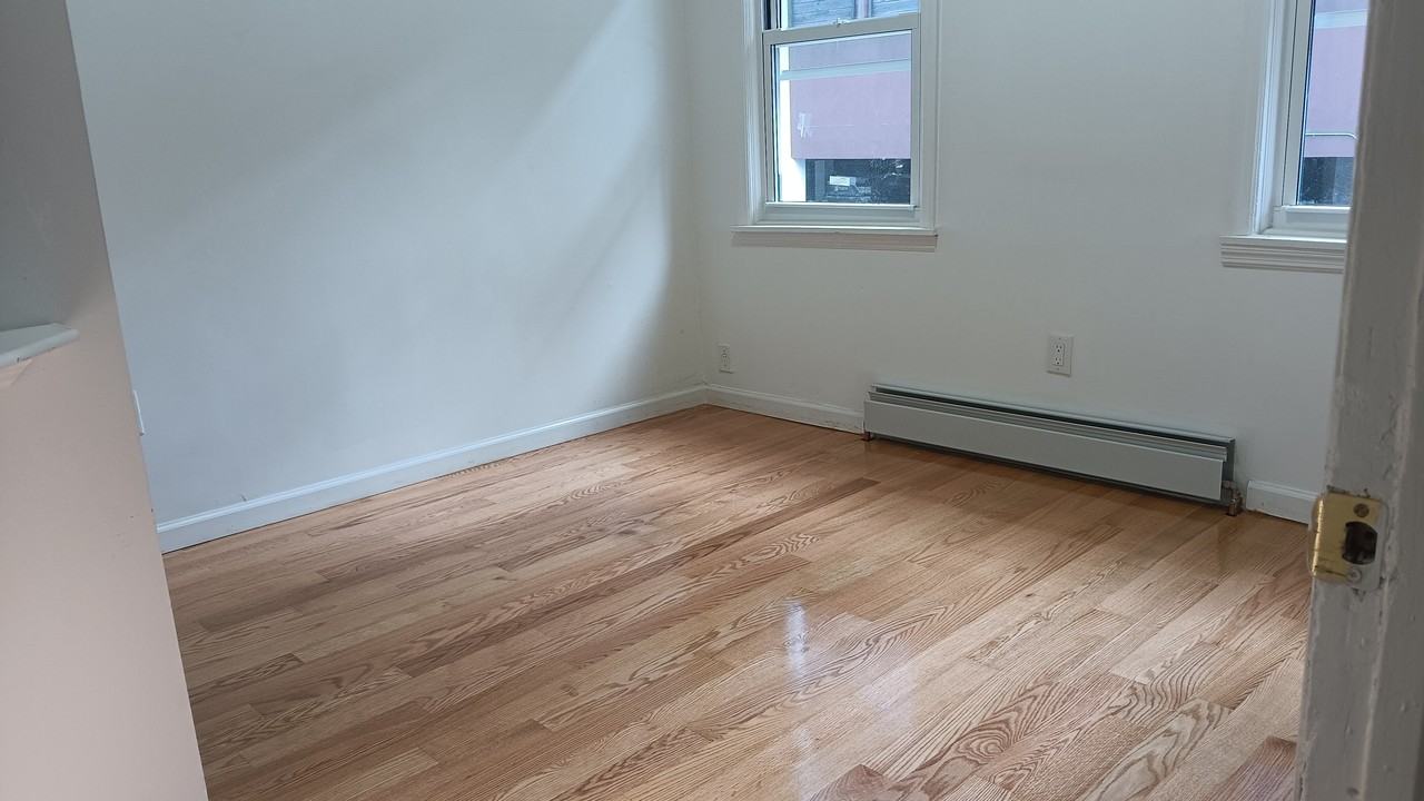 East 21st Street #1f - Photo 7 of 18